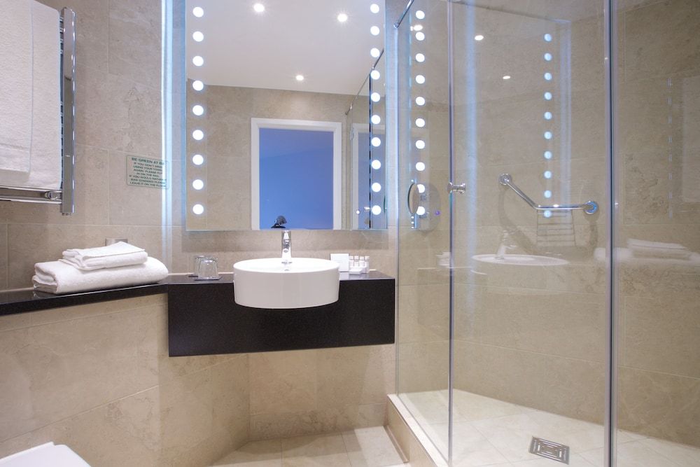 undefined The Bermondsey Square Hotel 10