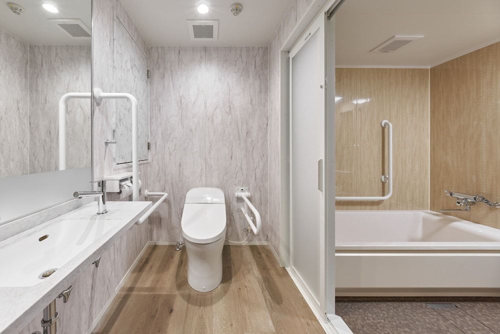 City Hotel N.U.T.S. Double Room 11