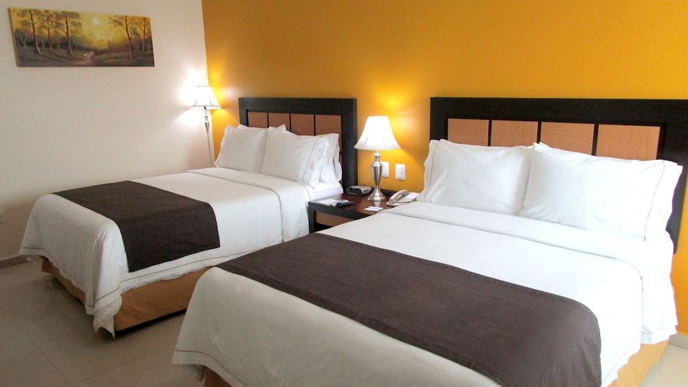 Standard Room, 2 Double Beds