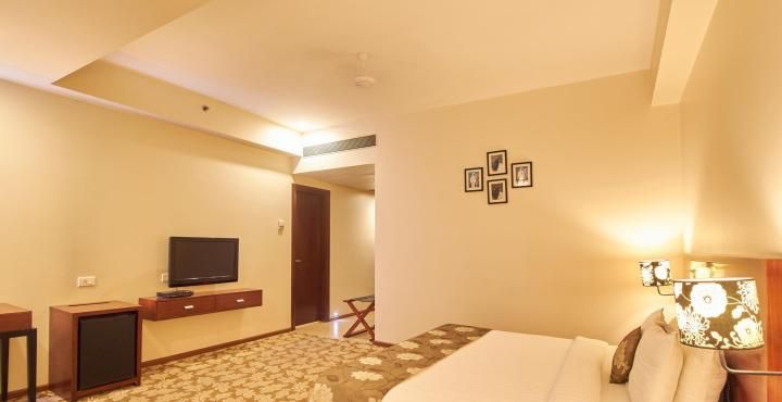 Premiere Deluxe Suite