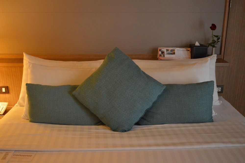 Aya Boutique Hotel Pattaya Deluxe Room 4