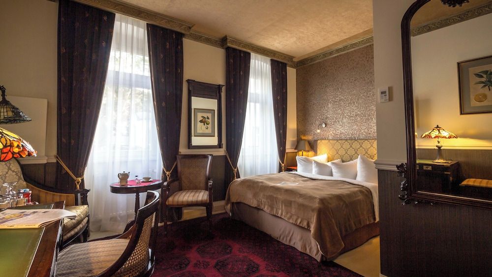 undefined Myer's Hotel Berlin 7