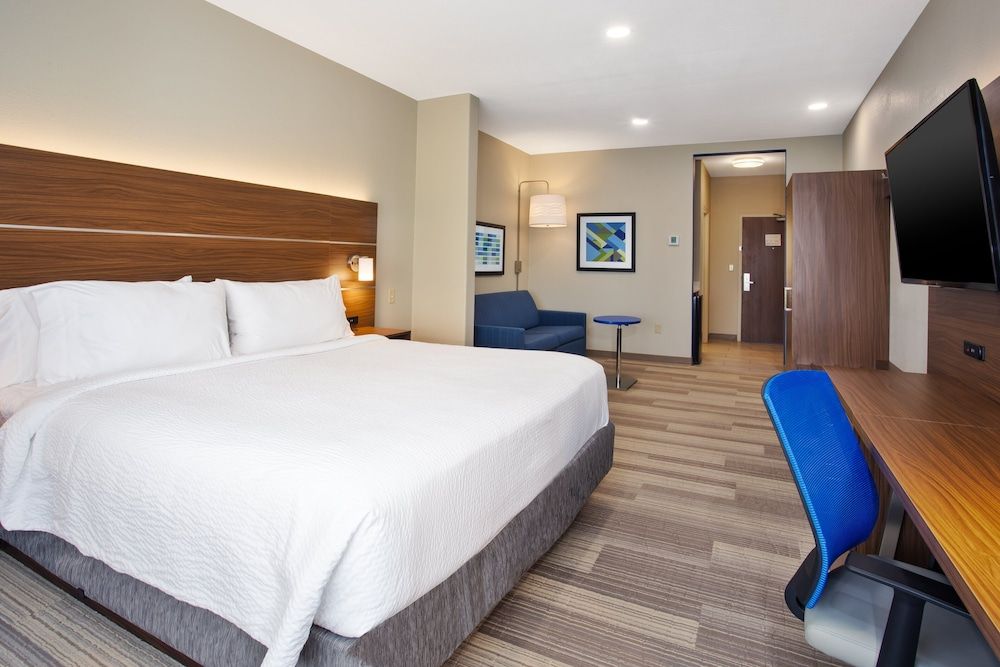 Suite, 1 King Bed