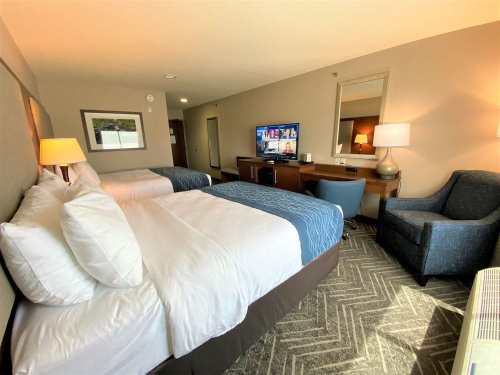 Standard Room, 2 Queen Beds, Non Smoking