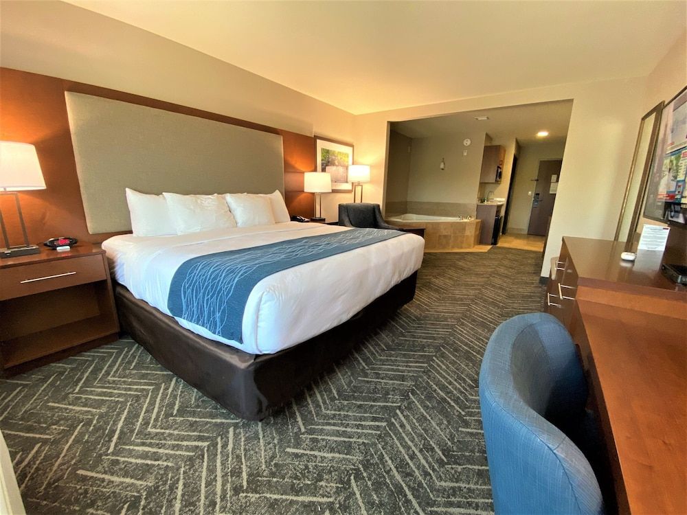 Standard Room, 1 King Bed, Non Smoking