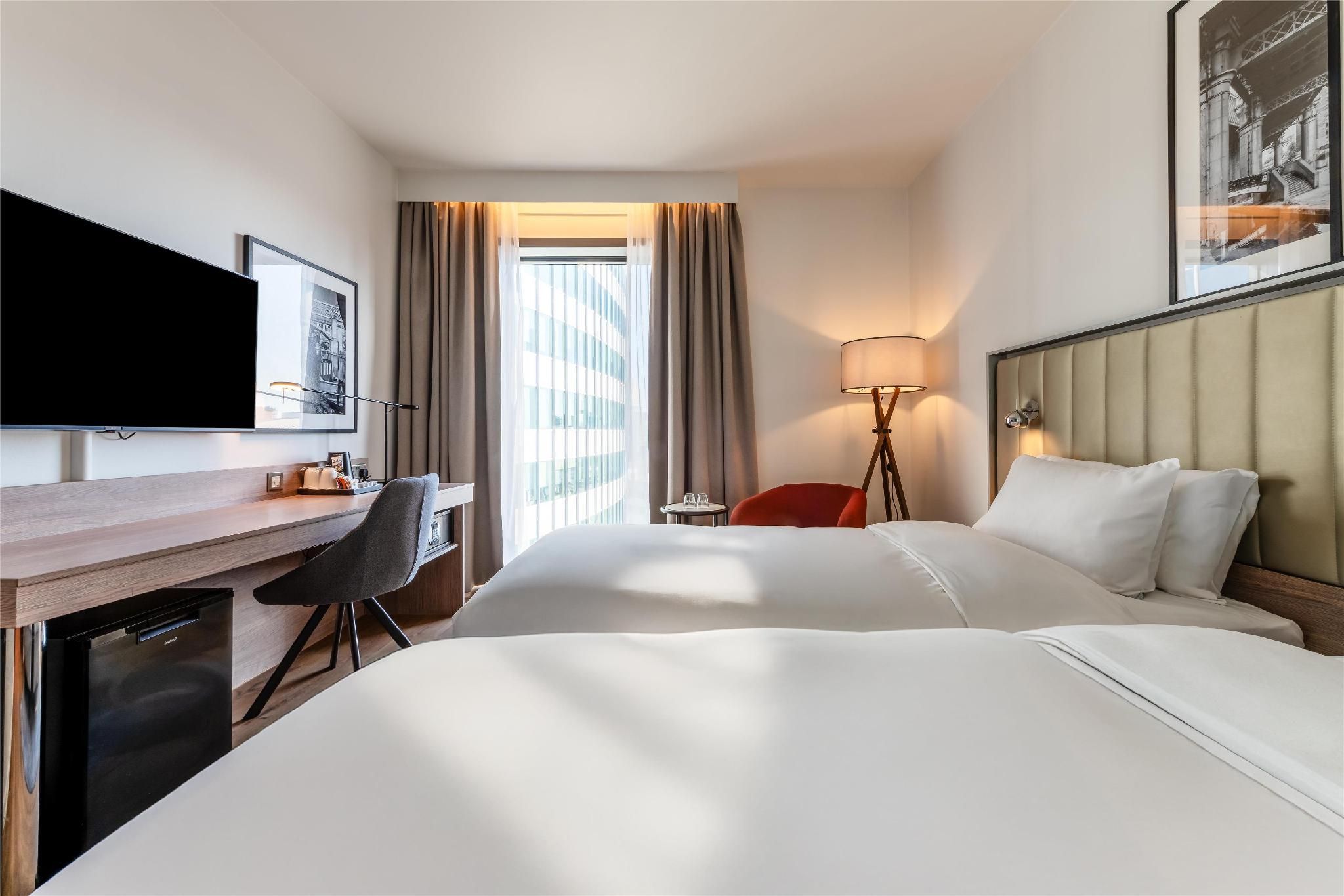 undefined Radisson Hotel Manchester City Centre, A Verified Net Zero Hotel 7
