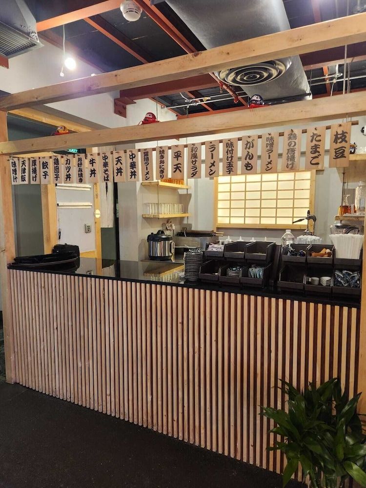 undefined Oasis Hotel Kuwait 8