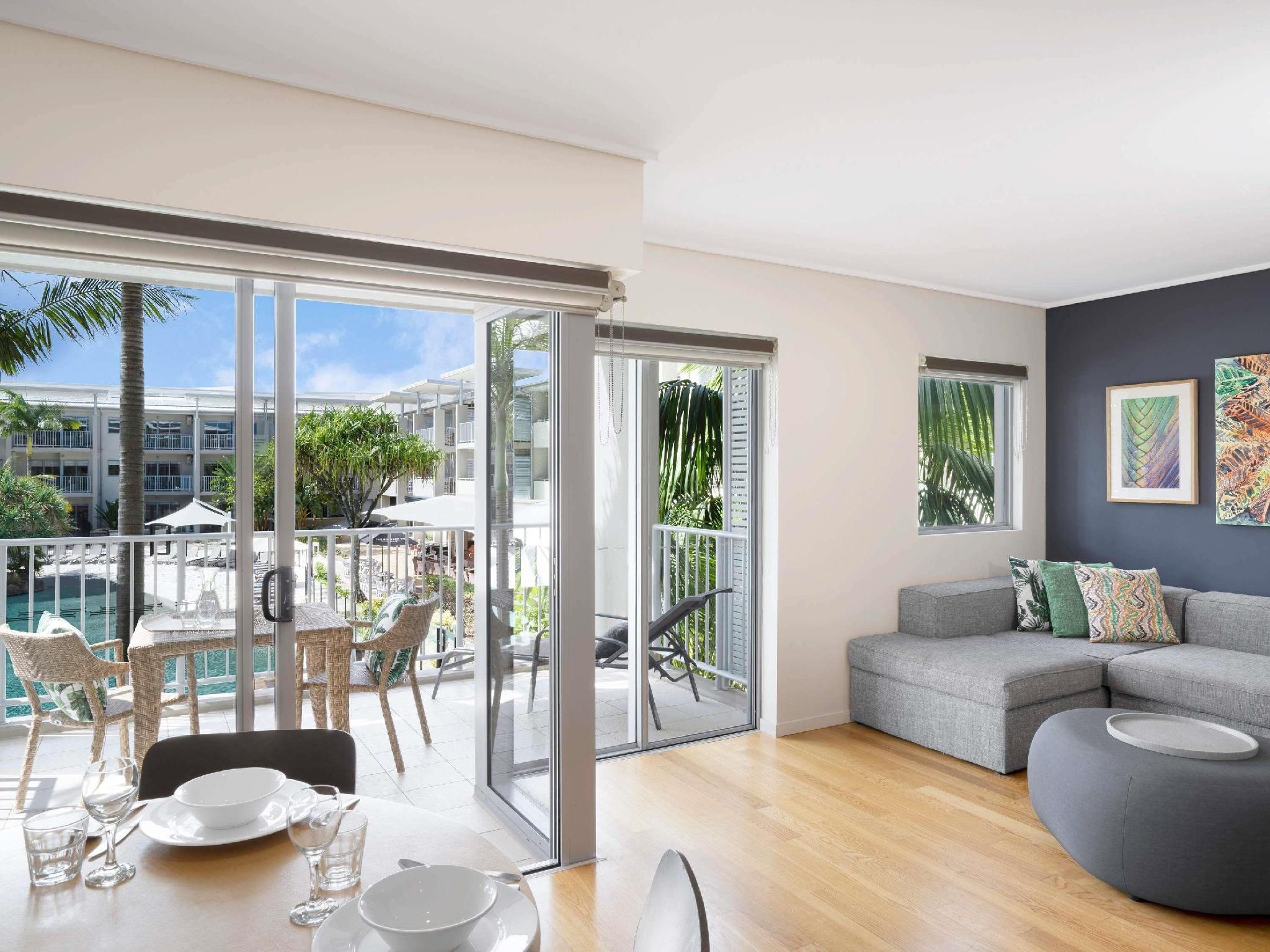 2 Bedroom Pool View Spa Suite