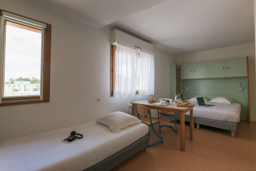 Cerise Nantes La Beaujoire Studio Triple 2