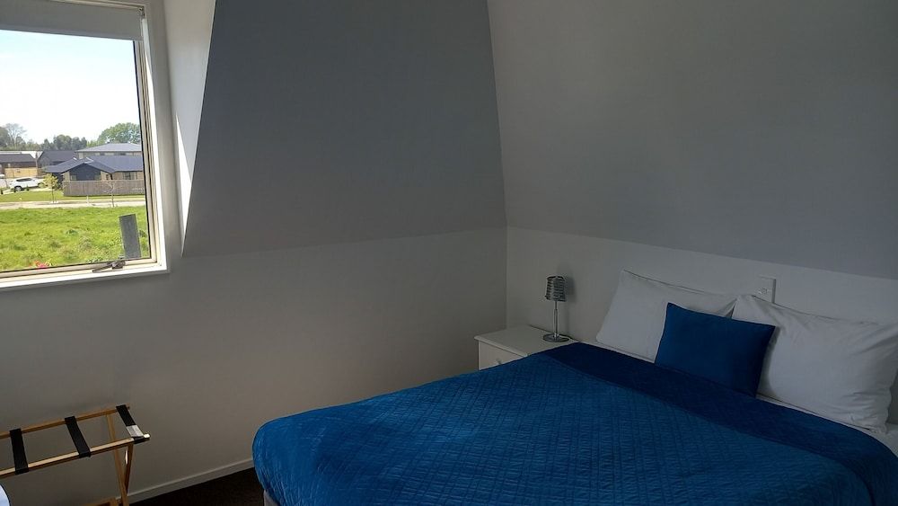 Three Bedroom Unit