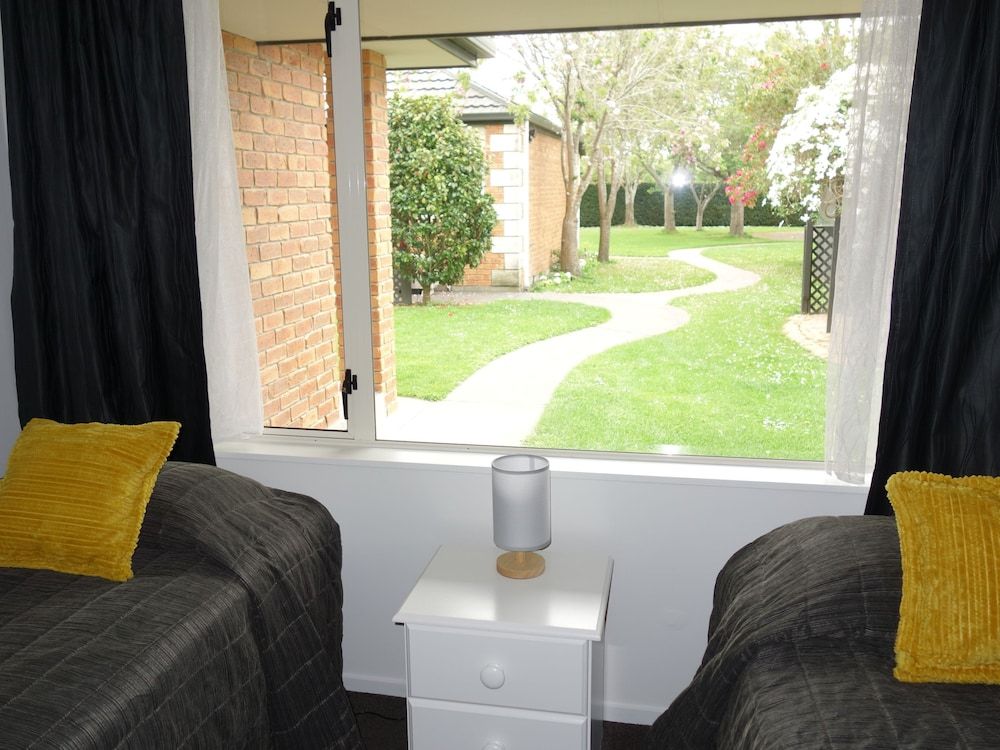 One Bedroom Family Unit