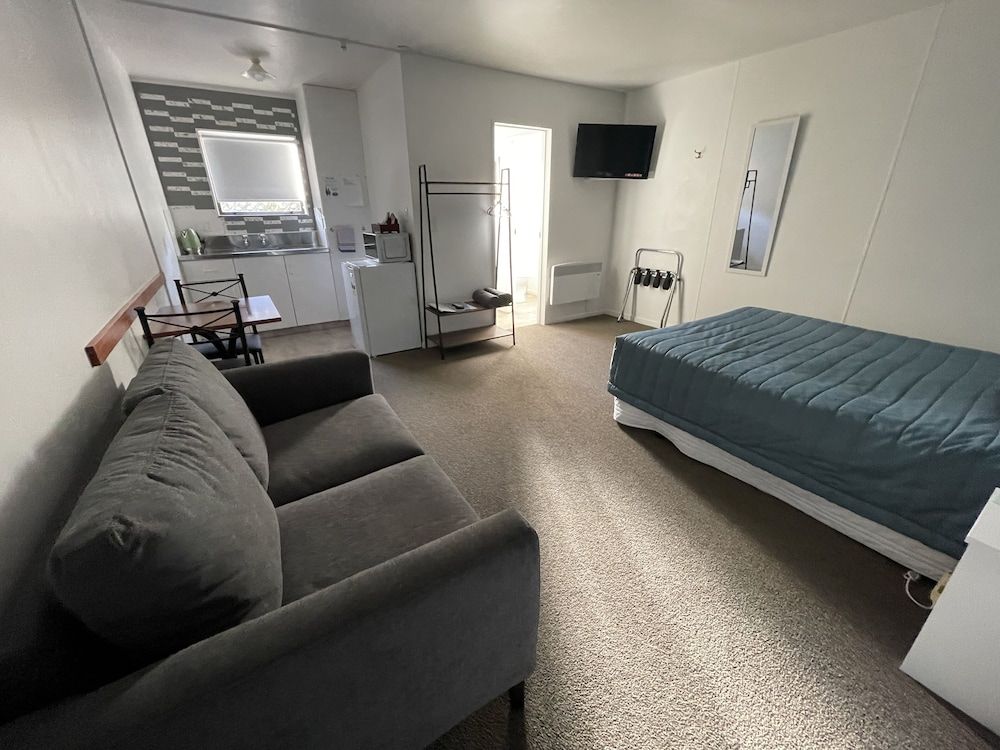 Alpine View Motel Studio Room 2