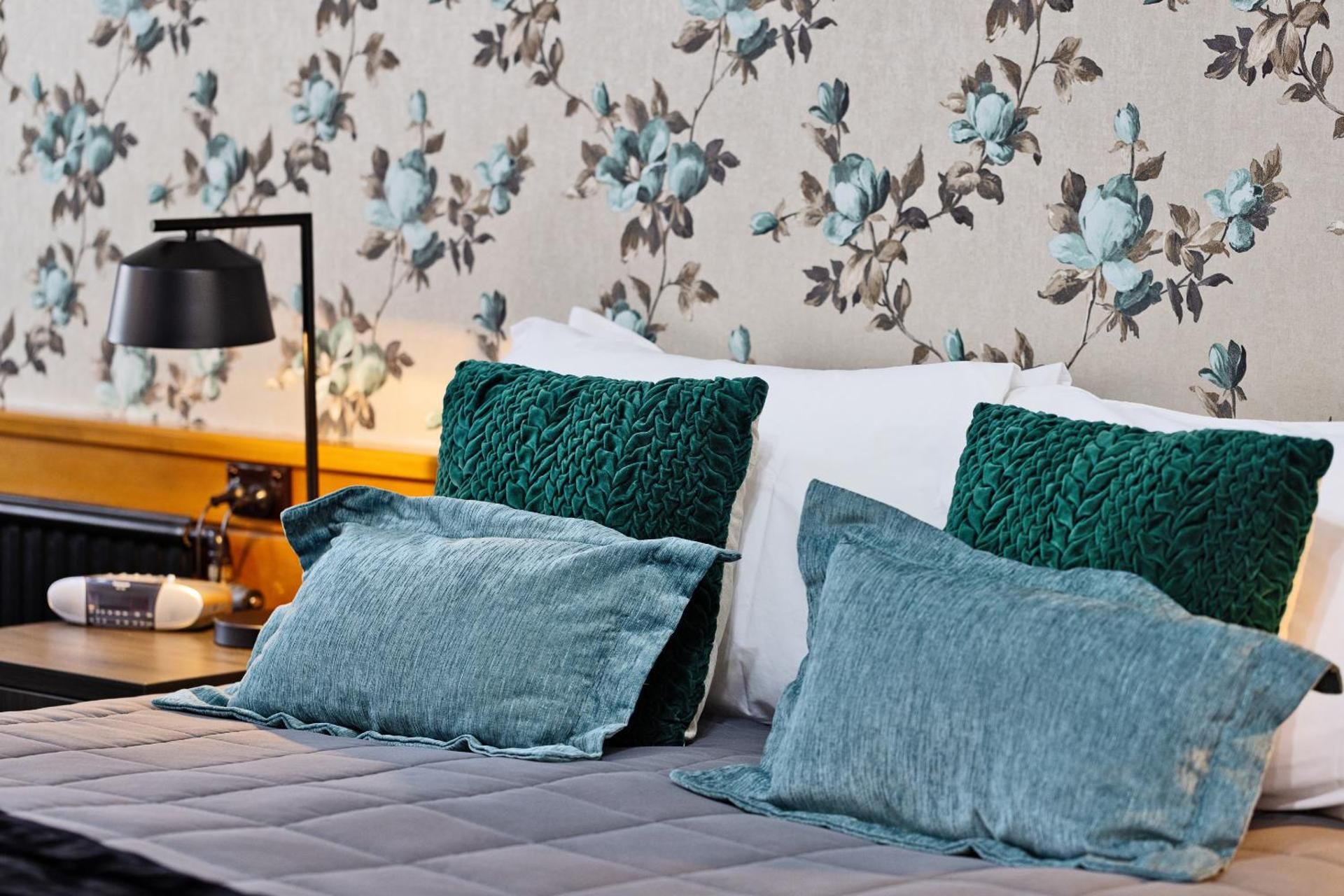 Balmoral Lodge Motel Deluxe Double Studio