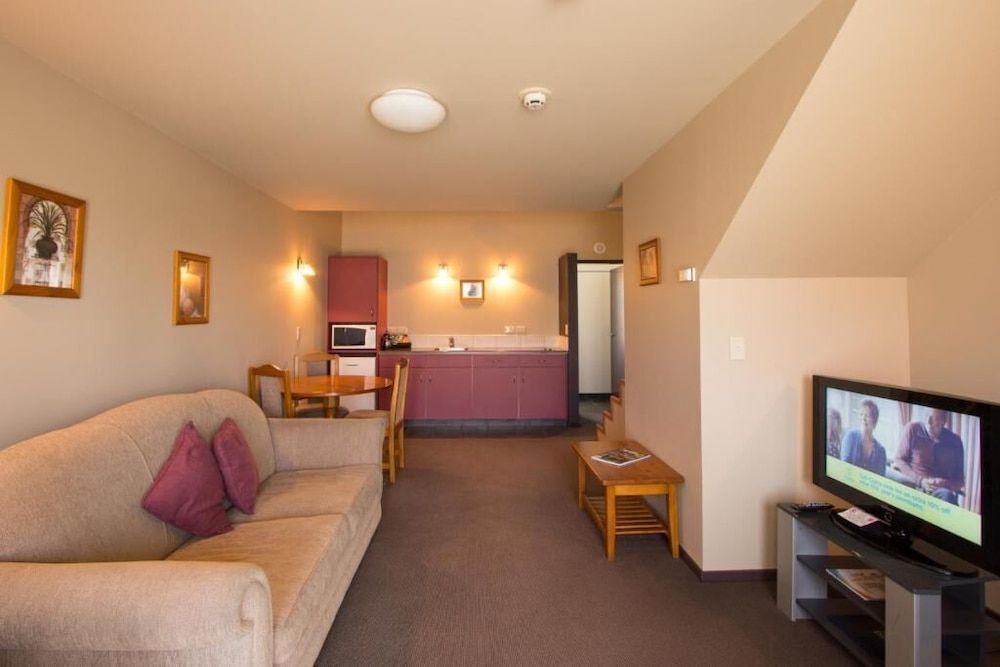Balmoral Lodge Motel Standard Double or Twin Room 3