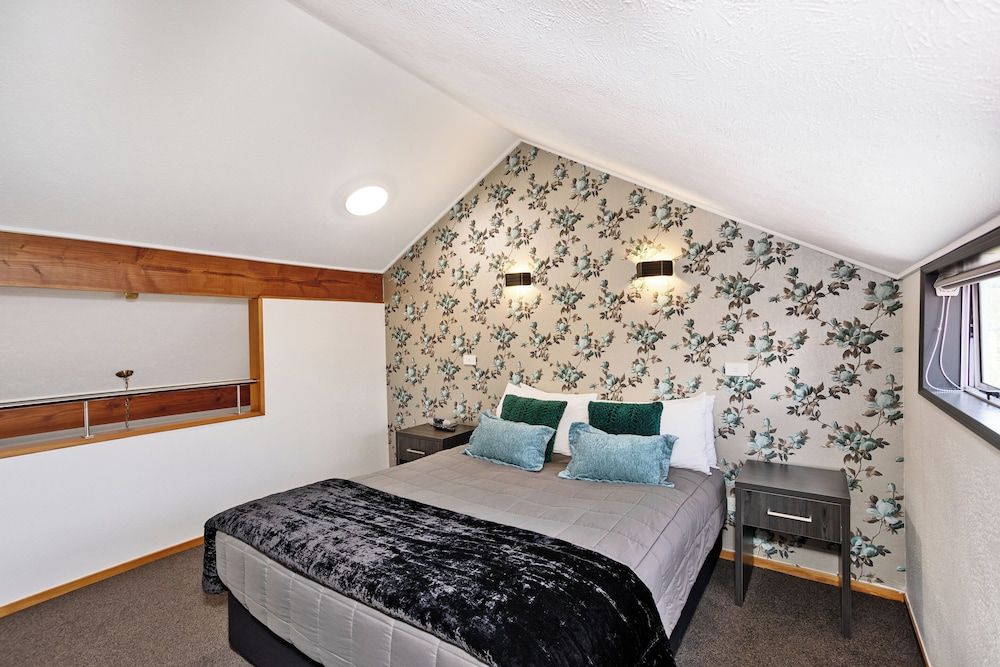 Balmoral Lodge Motel Superior Double or Twin Room