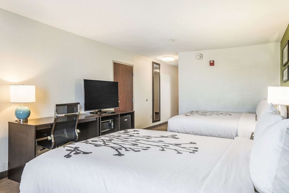 Room, 2 Queen Beds, Accessible, Non Smoking