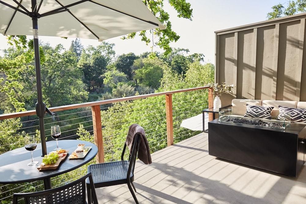 1ed067660cf1ce92cf4abb9537ab8105