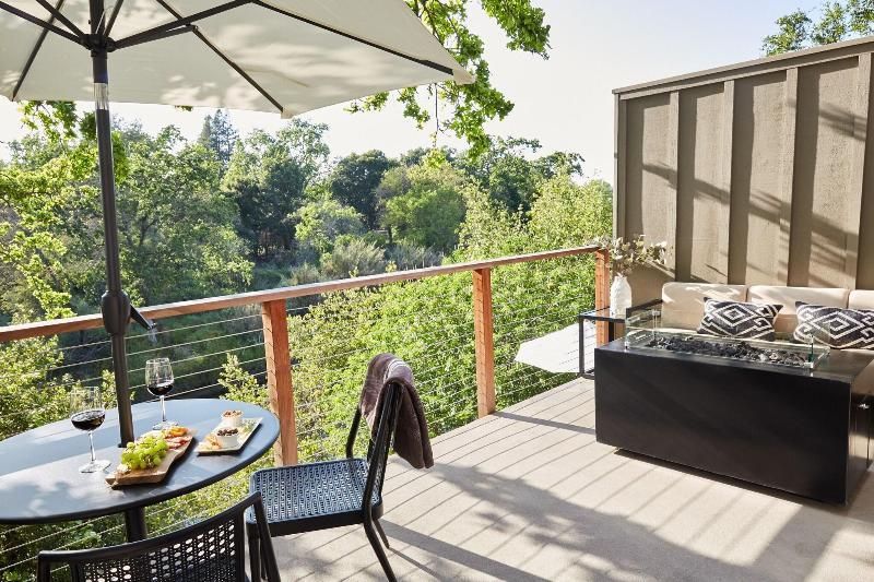 Milliken Creek Inn Ascher 2