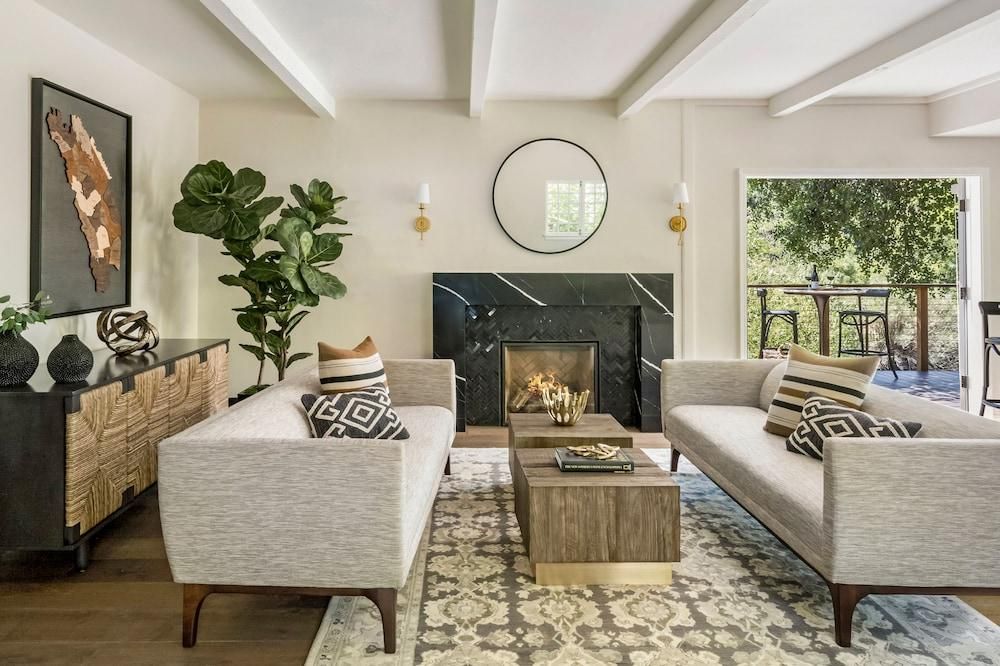 d8702d8e2e0c9cbe2bb01a066178b353