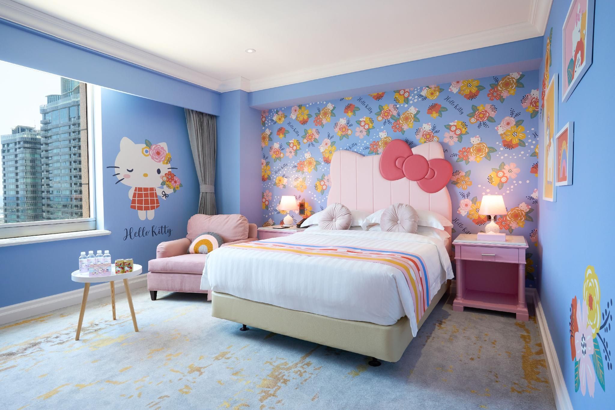 Harbor View Hello Kitty Themed Family Suite