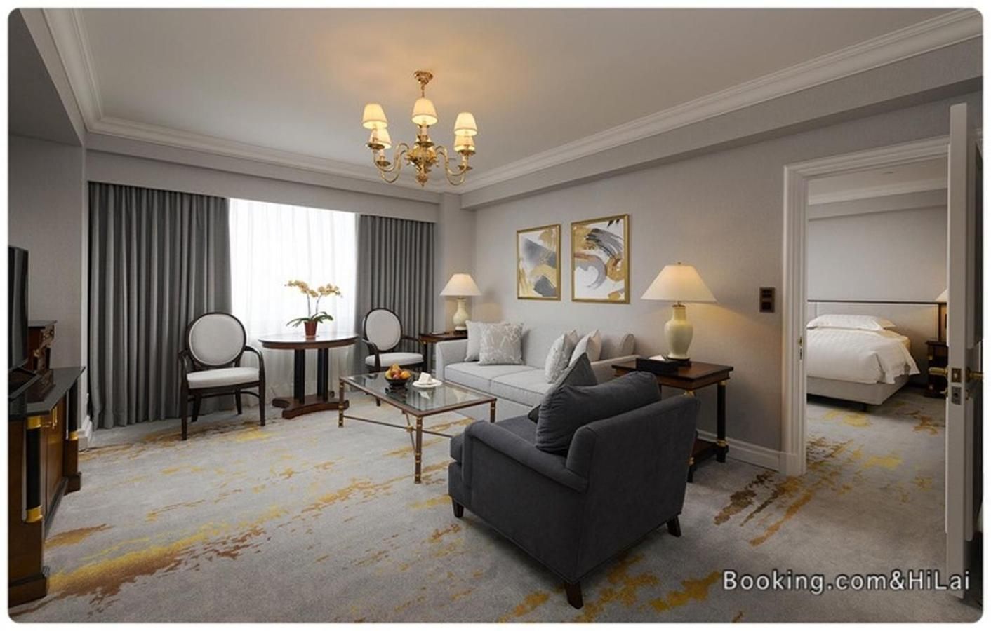 City View Deluxe Suite