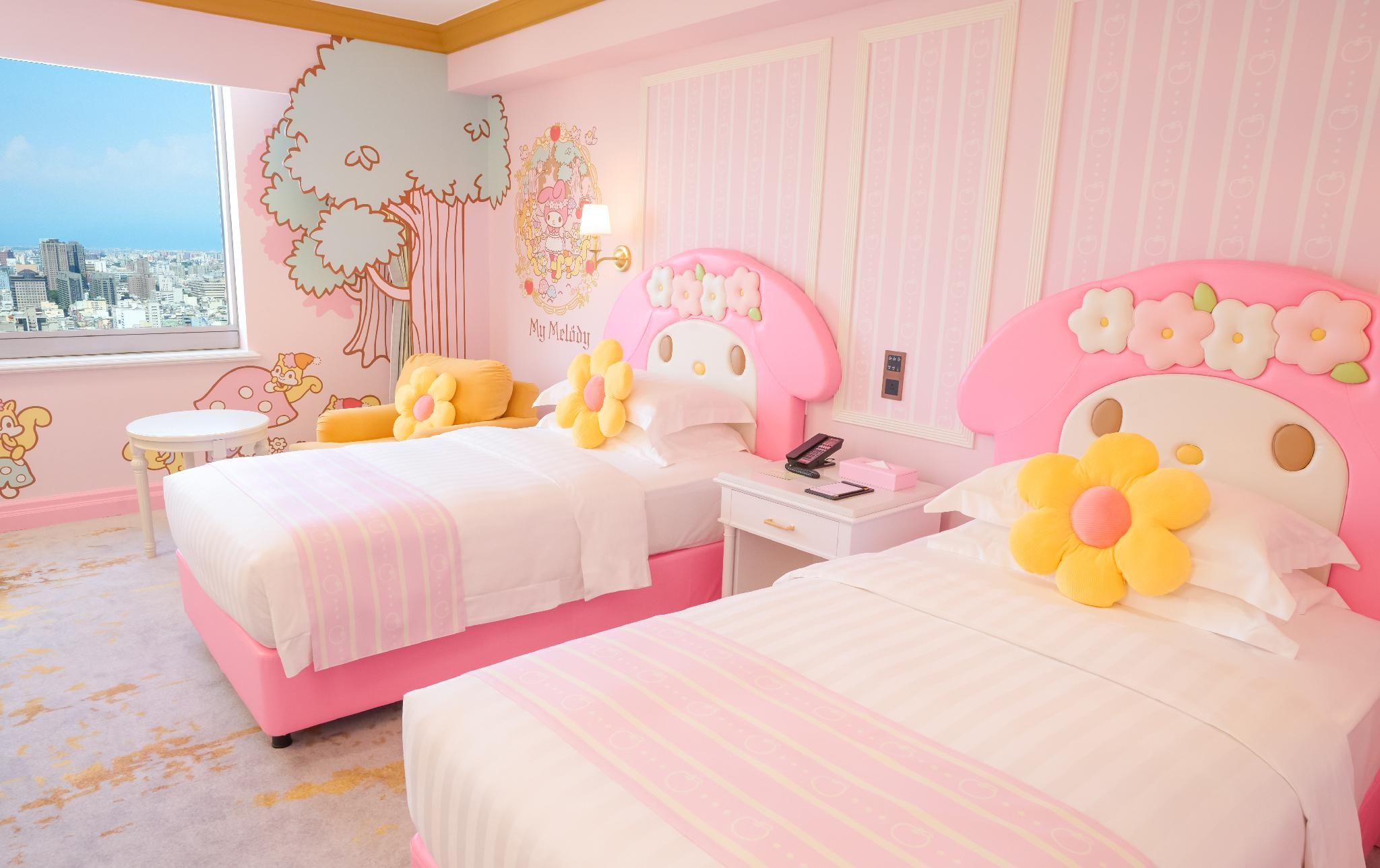 Superior My Melody Themed Twin Room