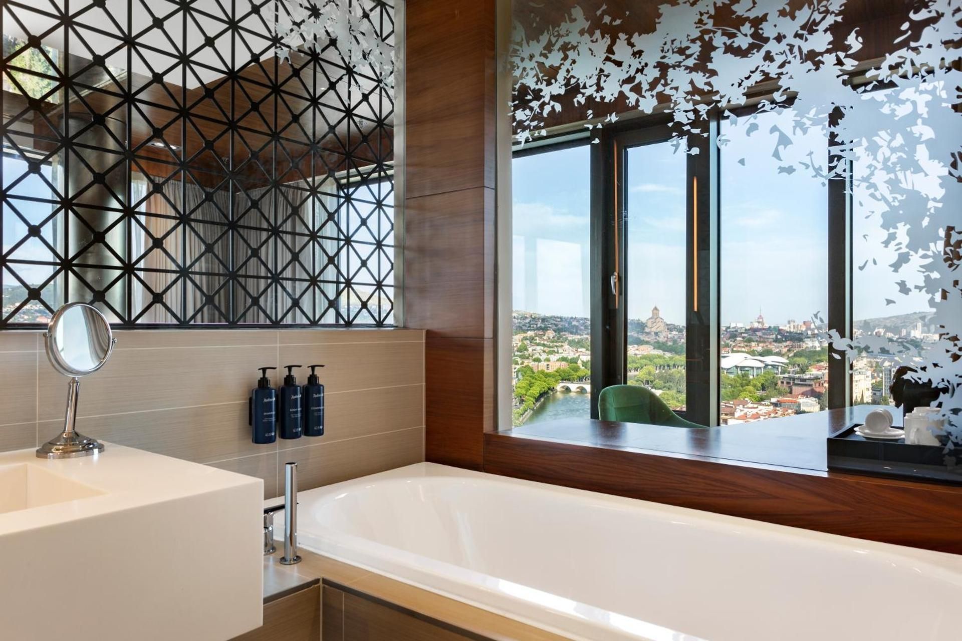 undefined Radisson Blu Iveria Hotel Tbilisi 4