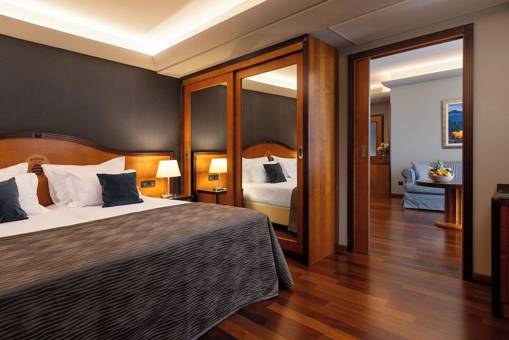 undefined Hotel More 4