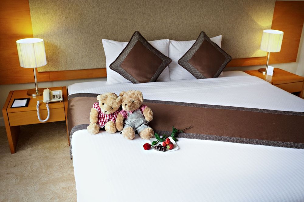 Muong Thanh Da Lat Superior Double Room 3