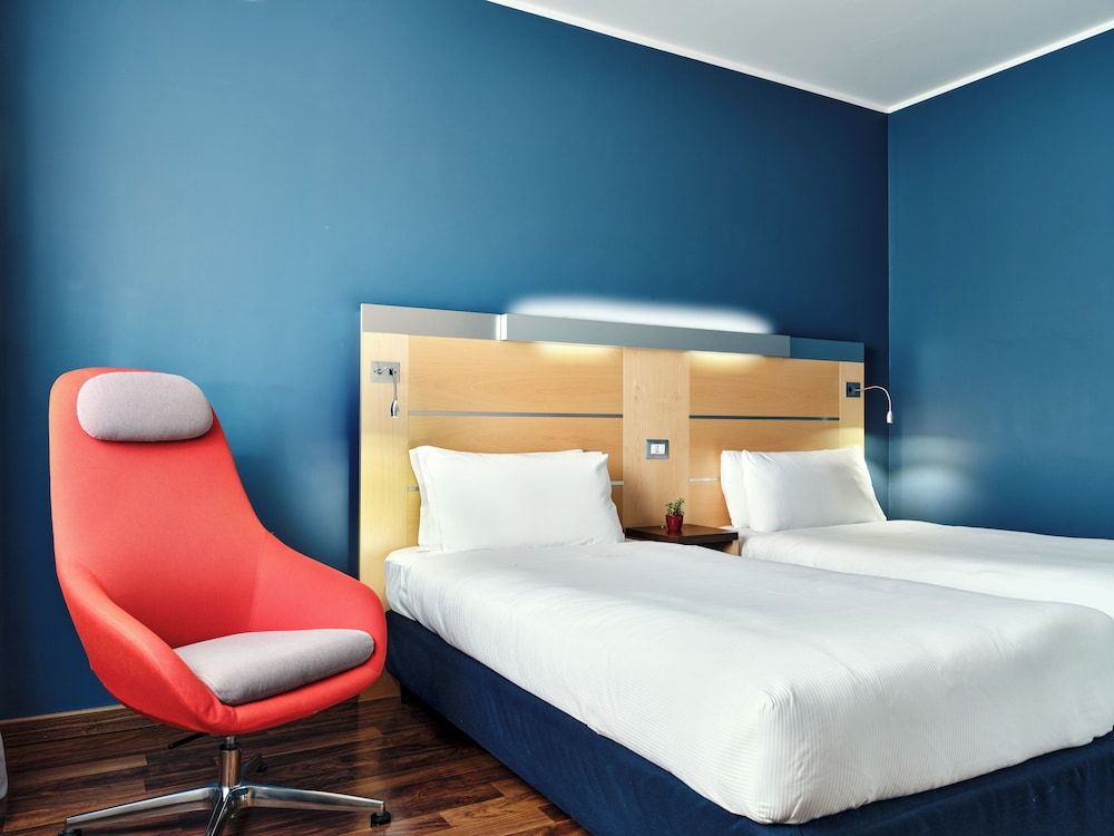 Holiday Inn Express Milan - Malpensa Airport by IHG Standard Room (Free Breakfast)