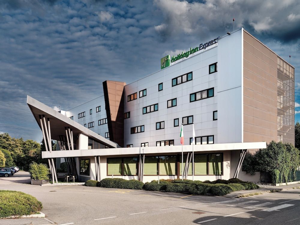 undefined Holiday Inn Express Milan - Malpensa Airport by IHG 5