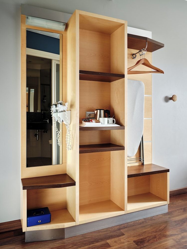 Holiday Inn Express Milan - Malpensa Airport by IHG Standard Room (Free Breakfast) 7