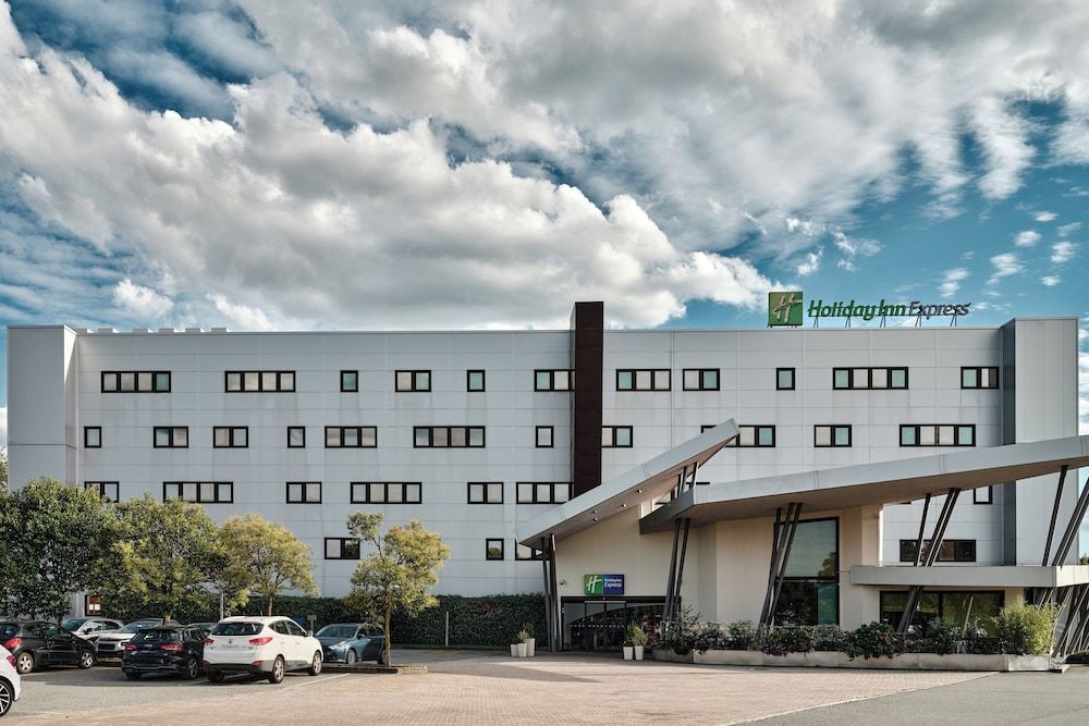 undefined Holiday Inn Express Milan - Malpensa Airport by IHG 6