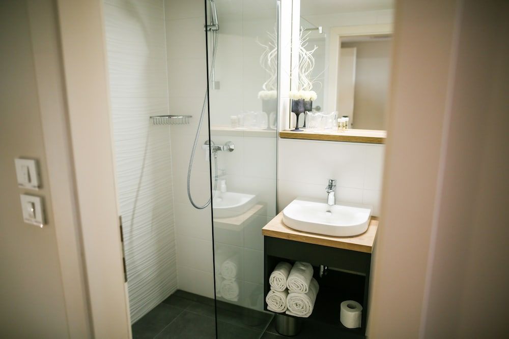 Ambient Hotel Economy Double Room 5