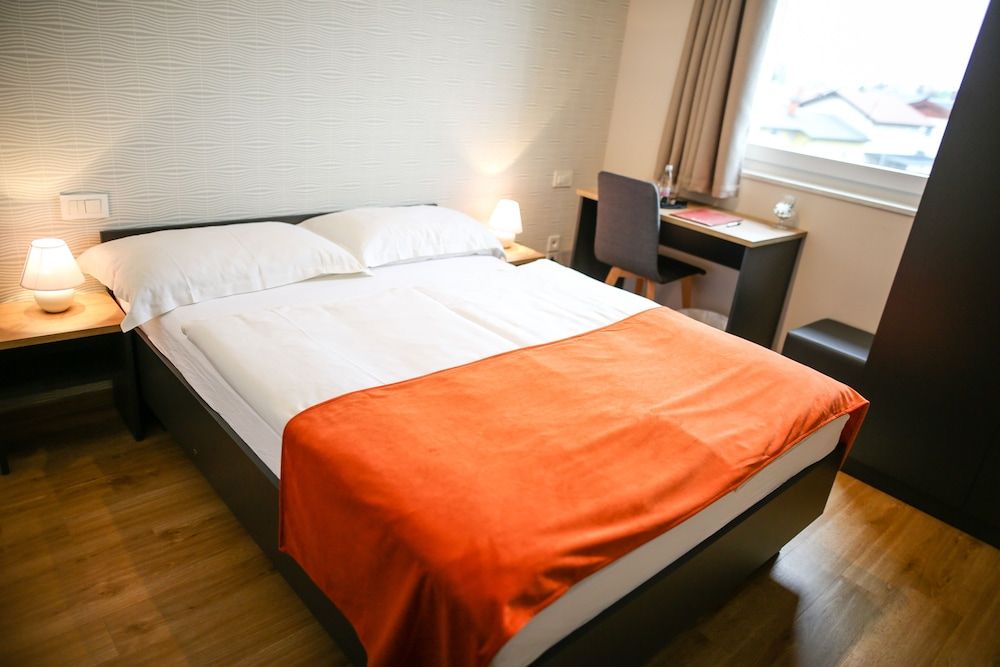 Ambient Hotel Economy Double Room 3