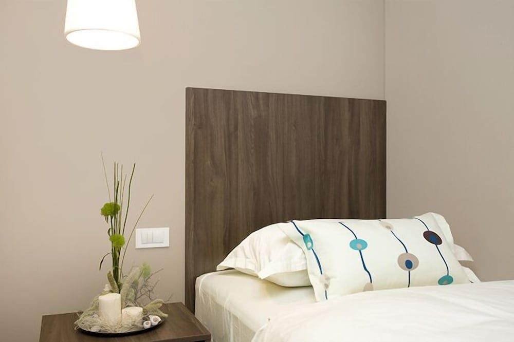 Ambient Hotel Economy Single Room