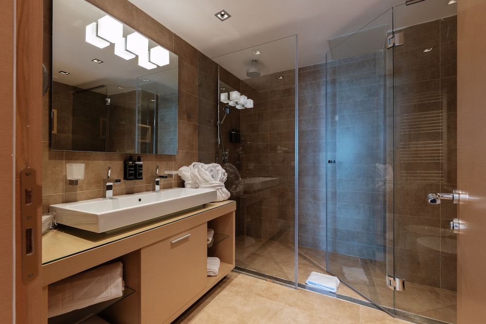 Premium Suite