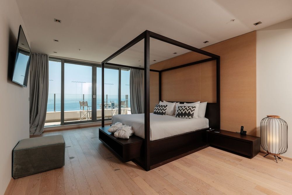 Duplex, Terrace, Sea View (bañera de hidromasaje y sauna 4 pax)