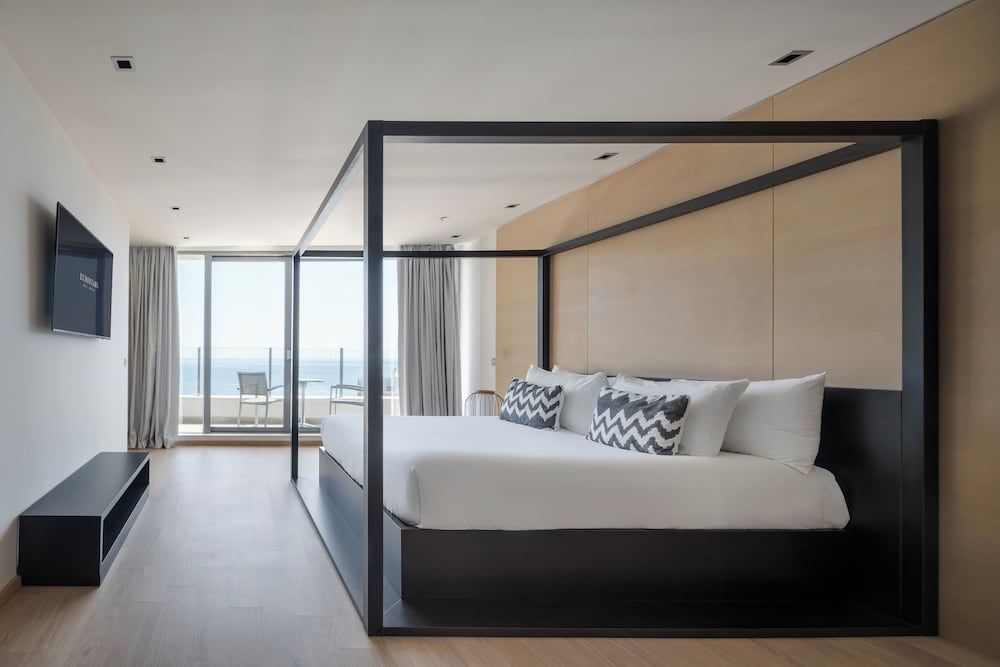 Duplex, Terrace