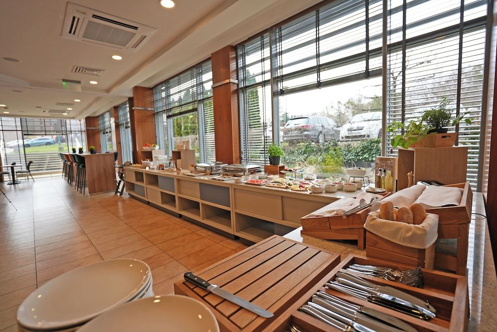 undefined Hotel Oliwski 10