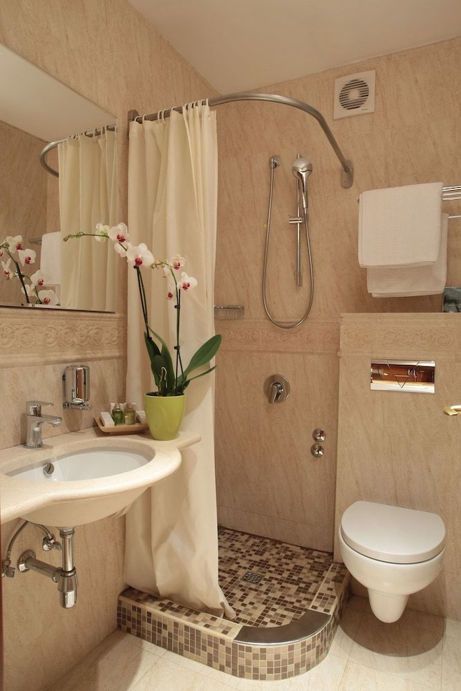 Hotel Moskva Single Economy view with Free Spa Access 3