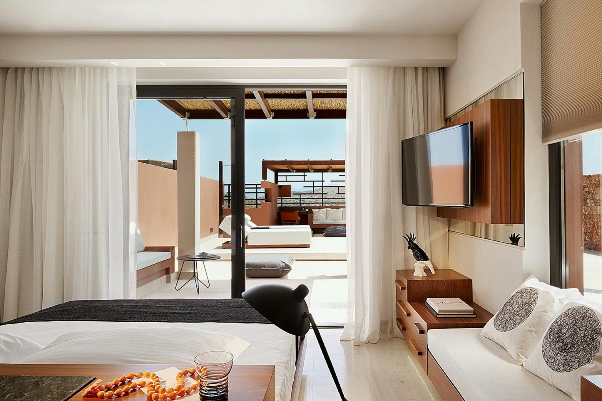 Luxury, 2 Bedroom Residence, Bedroom 1: 1 King, Bedroom 2: 2 Twin, Sea view, Balcony