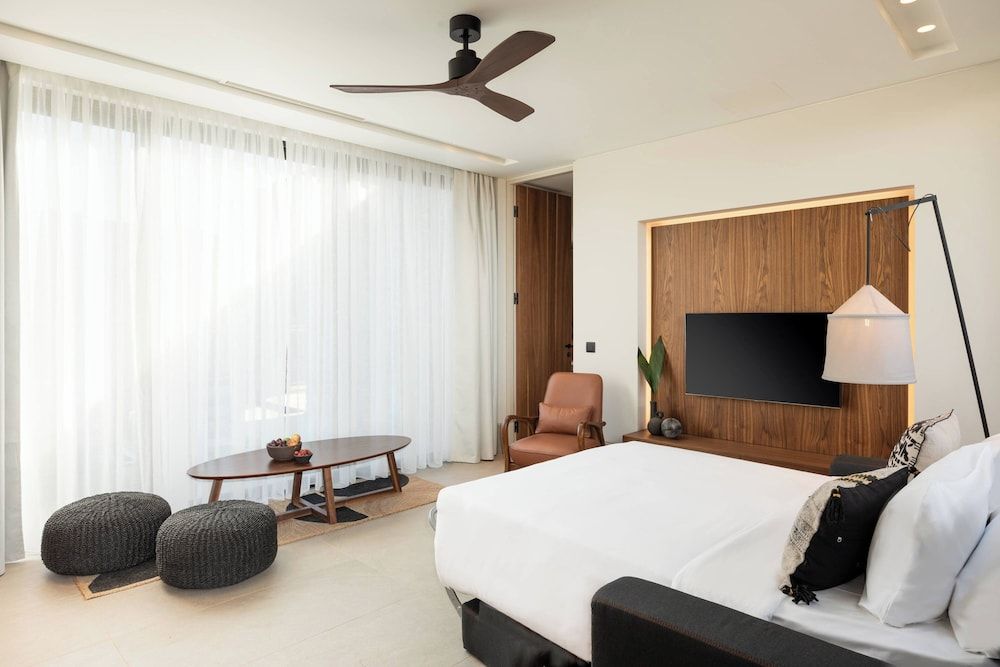 Room,1 Bedroom Inland View (Core Residence One Bedroom private pool)
