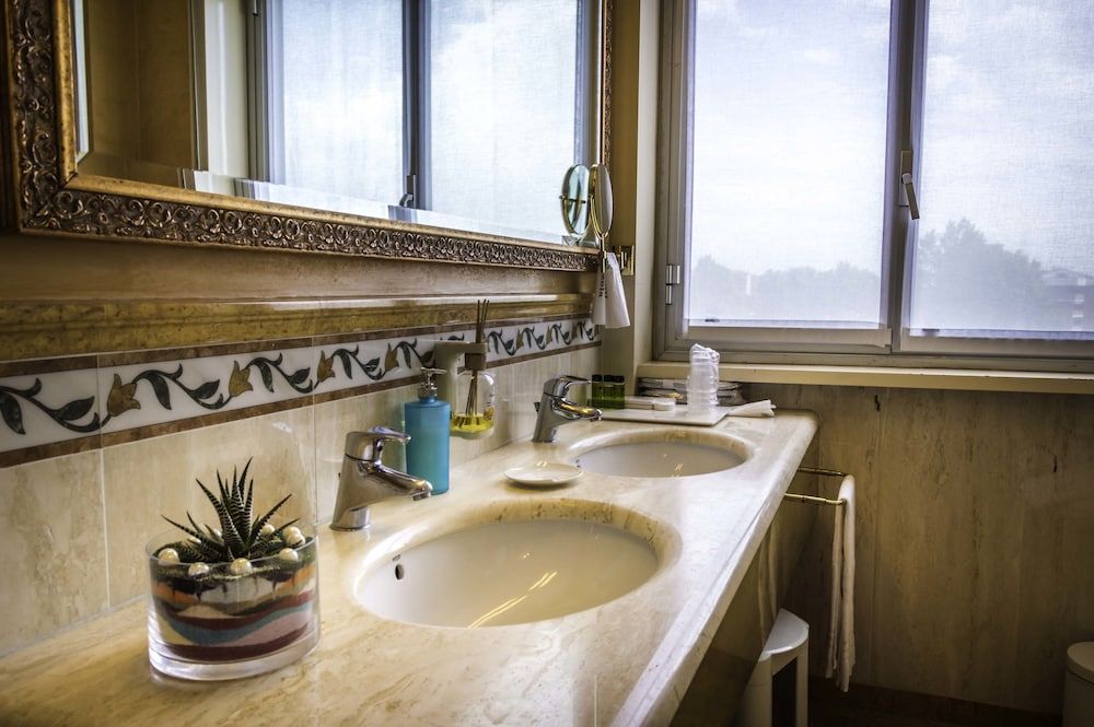 Hotel La Bussola Suite 2