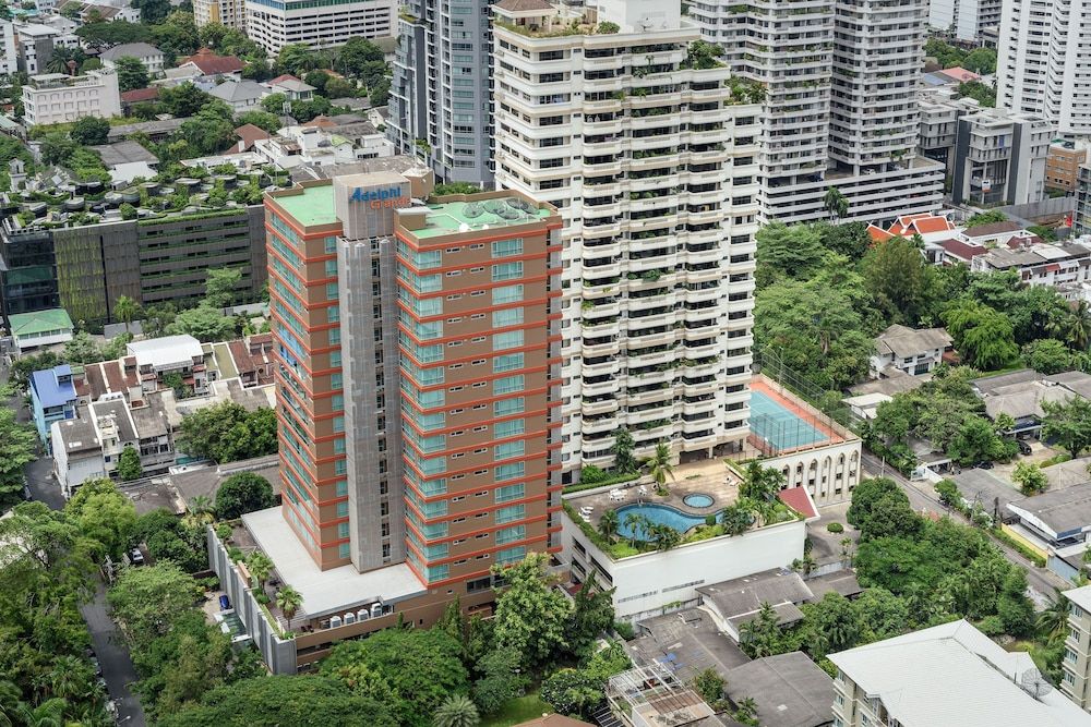 undefined Adelphi Grande Sukhumvit 8