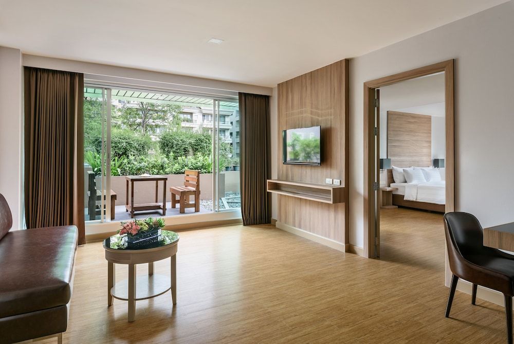 undefined Adelphi Grande Sukhumvit 3