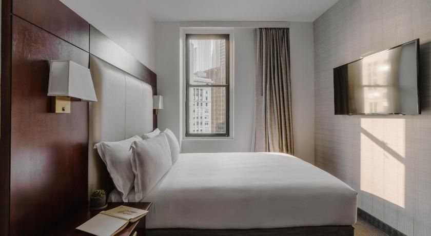 undefined River Hotel 8
