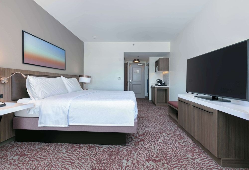 Room, 1 King Bed, Accessible