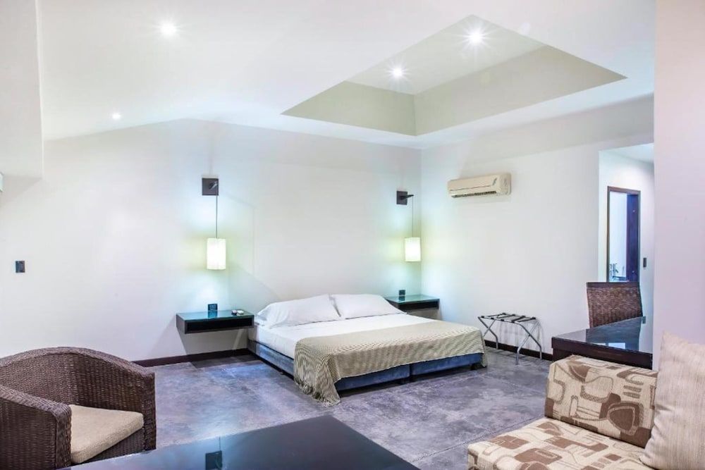 Suite Room