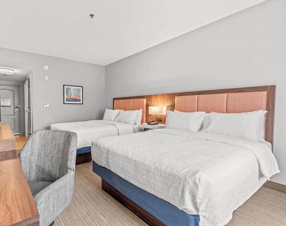 Room, 2 Queen Beds, Accessible, Non Smoking